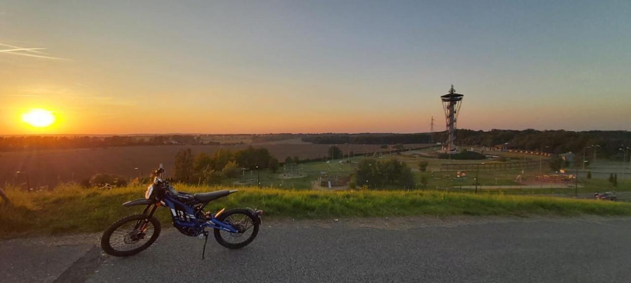 Domek Letniskowy Nad Jeziorem Zarnowieckim - Domek Na Kaszubach - Nadole Nadole  Extérieur photo